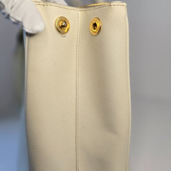 Prada Galleria MM Off-White Saffiano Leather Tote | Strap + Entrupy | Rank A - Picture 9 of 16